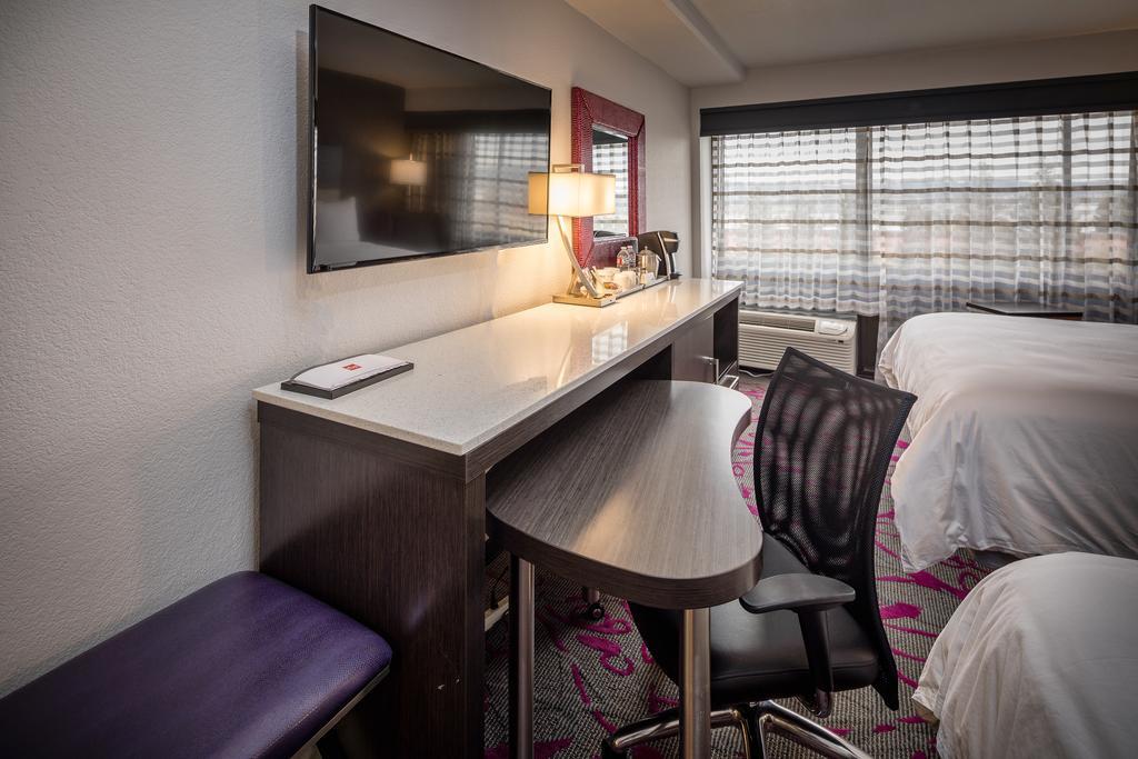 Radisson Hotel Oakland Airport Экстерьер фото